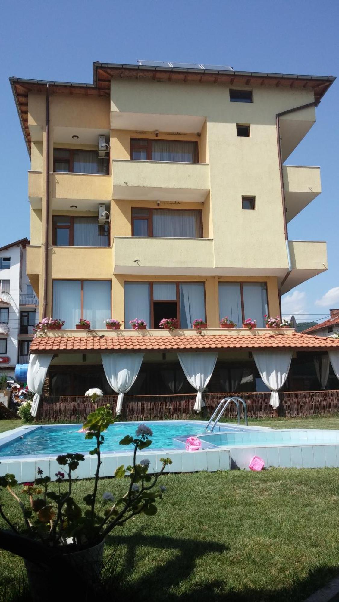 Sharkov Family Hotel Ogneanovo Exterior foto